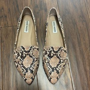 Steve Madden Feather Studded Loafer Size 9.5
